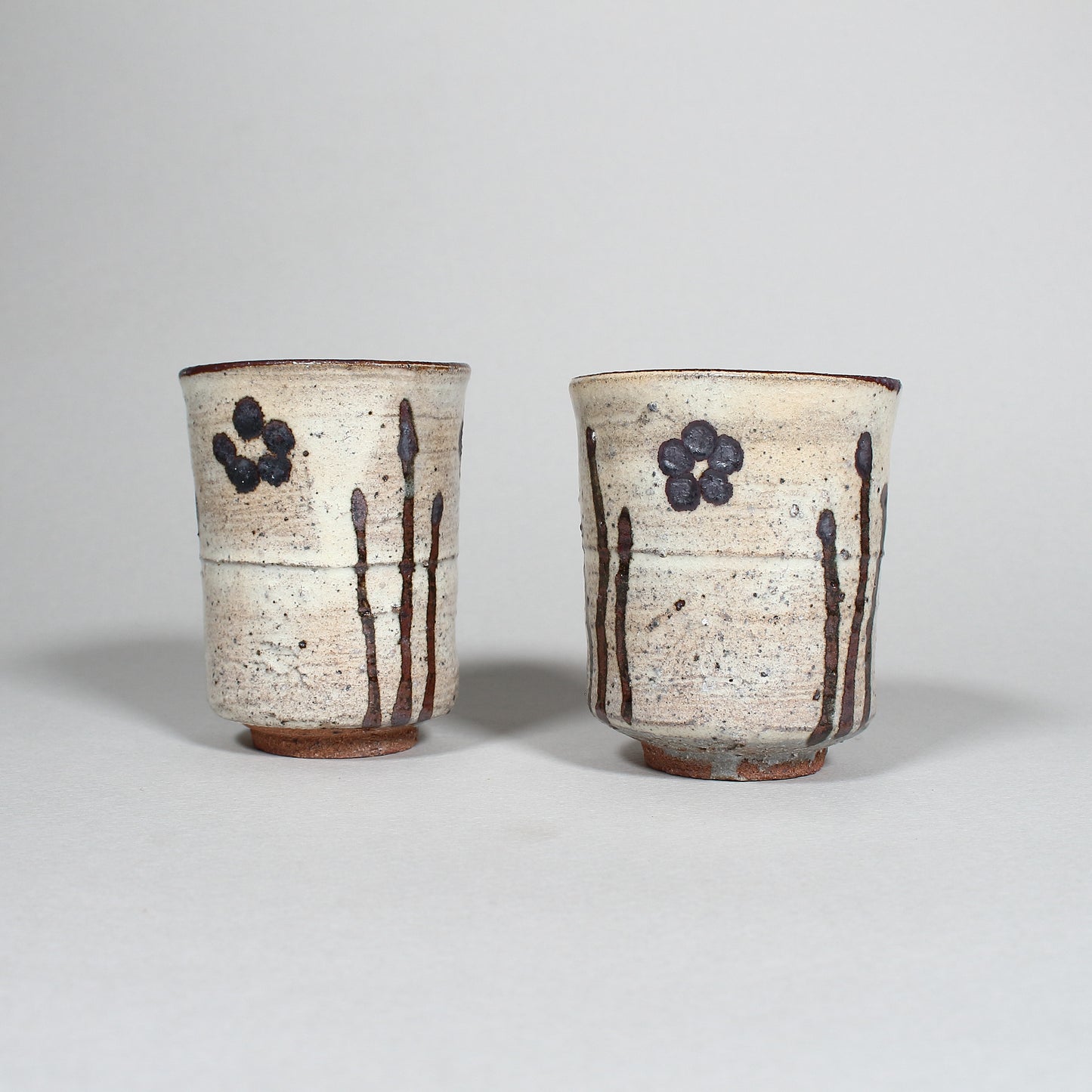 唐津焼,小島直喜 ,和食器,食器,陶器,湯呑,カップ,伝統工芸品,karatsuware,naokikojima,pottery,teacup,japanesecup,japanesetea,粉引,kohiki