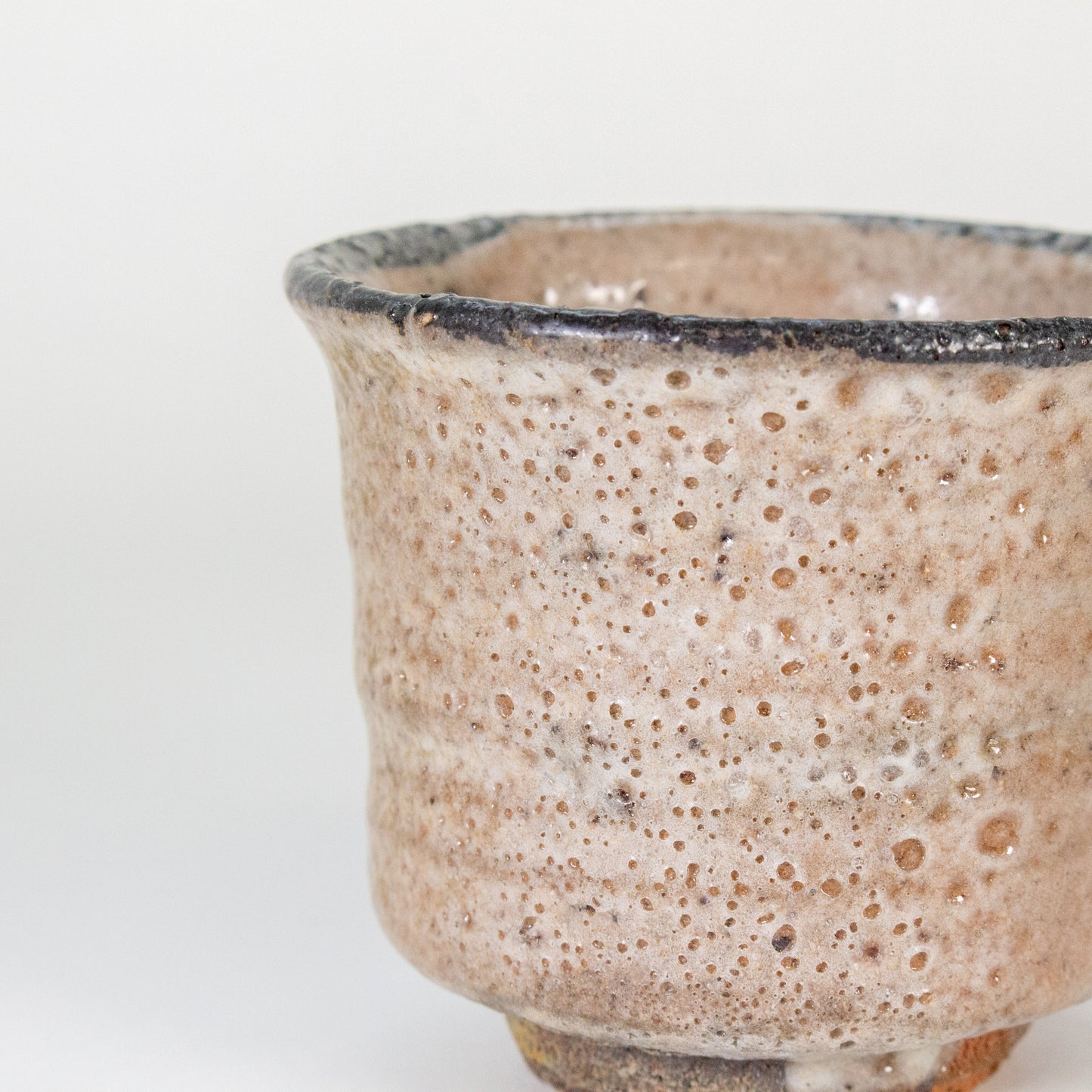 Karatsu ware | Naoki Kojima | Karatsukawakujira sake cup [one-of-a-kind item]