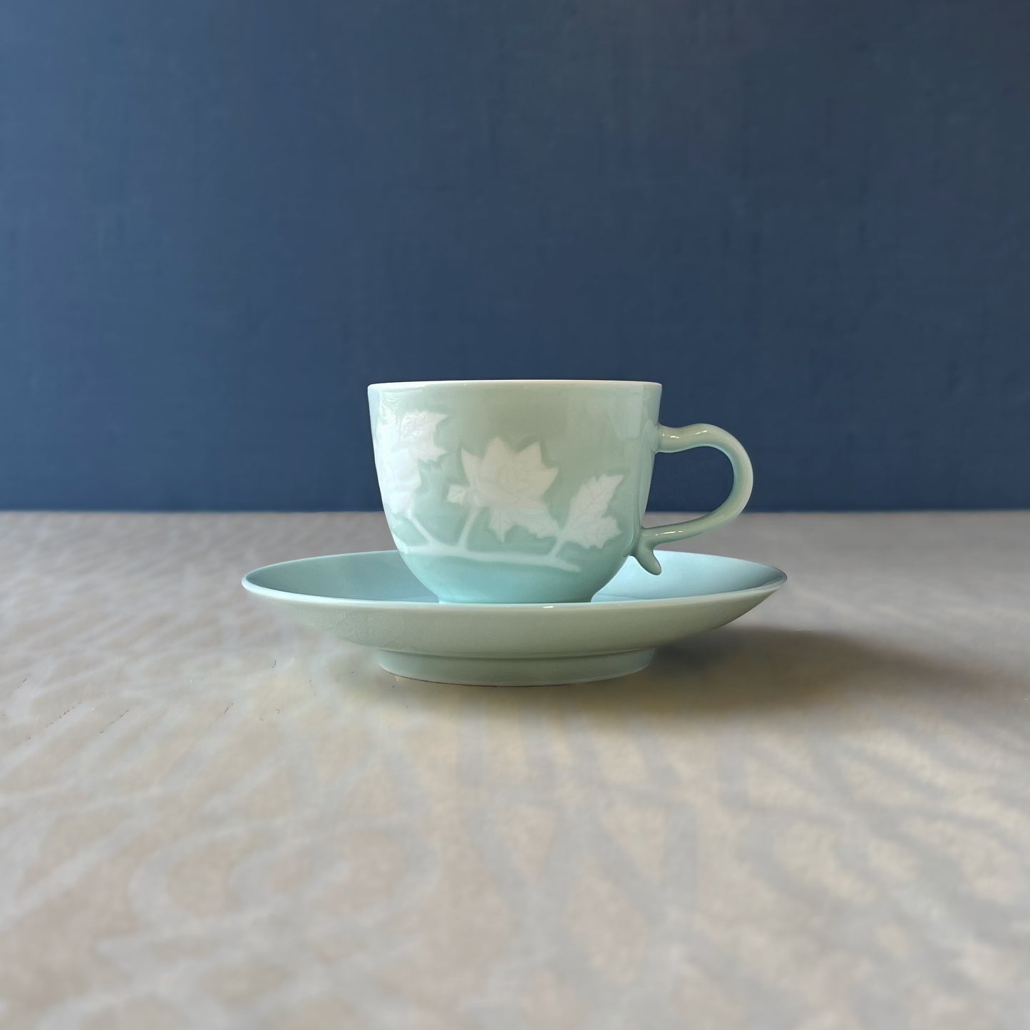 Arita ware | Living National Treasure | Manji Inoue | Blue and white porcelain rose carving , coffee bowl
