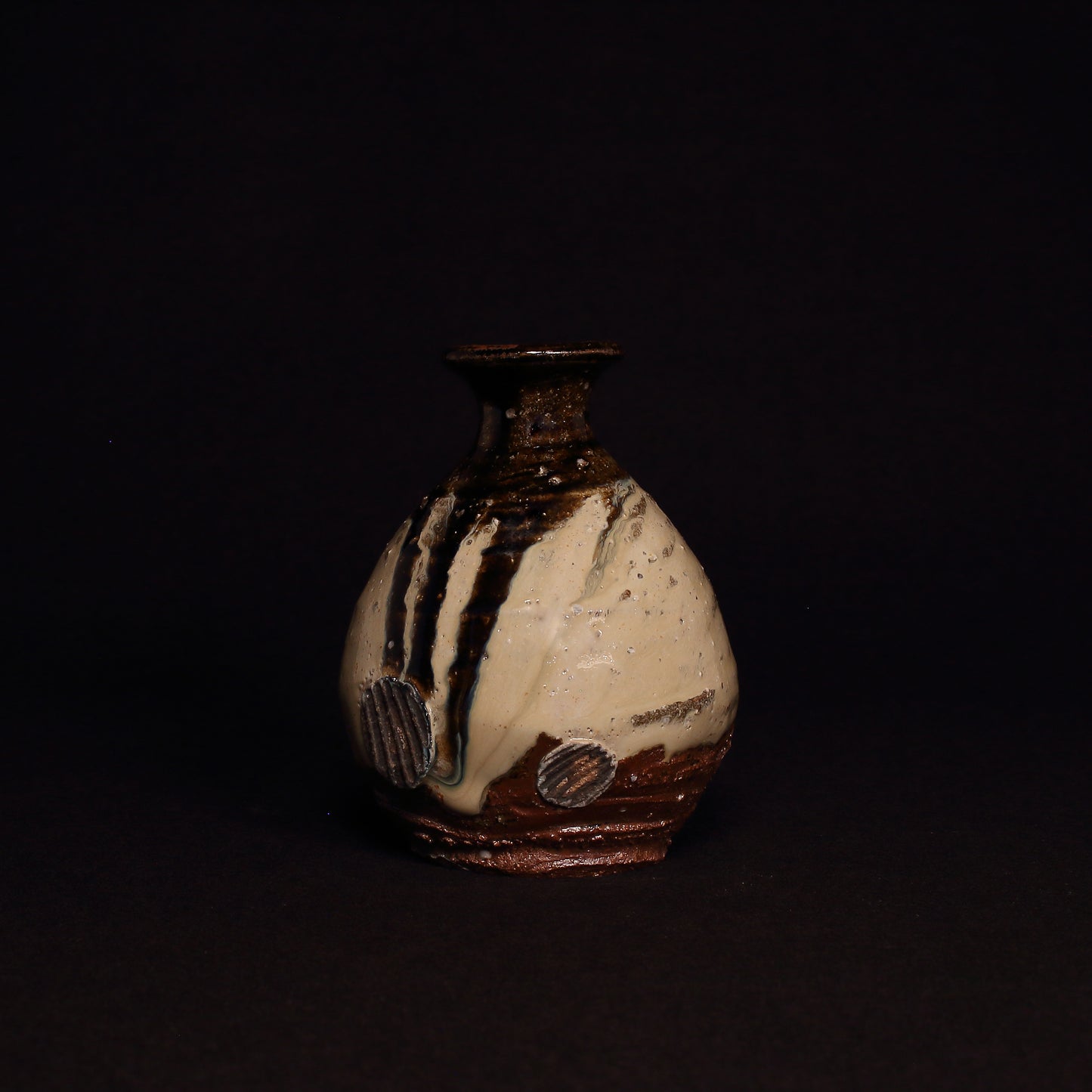 Karatsu ware | Naoki Kojima | Madara Karatsu Kawakujira, sake bottle [one-of-a-kind item]