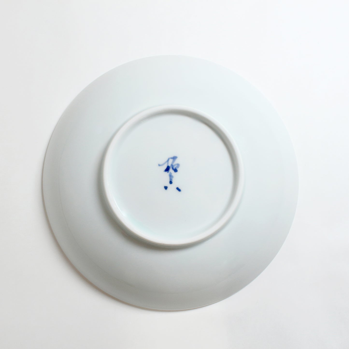 Arita ware | Takuma Tsuji | Line engraved blowing ink medium plate “Rain Scent”