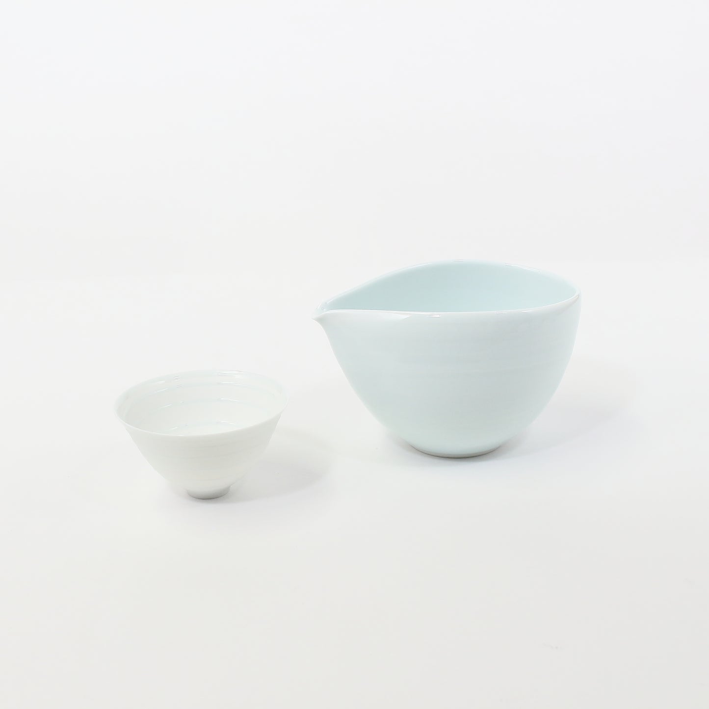 Arita ware | Akio Momota | line sake cup