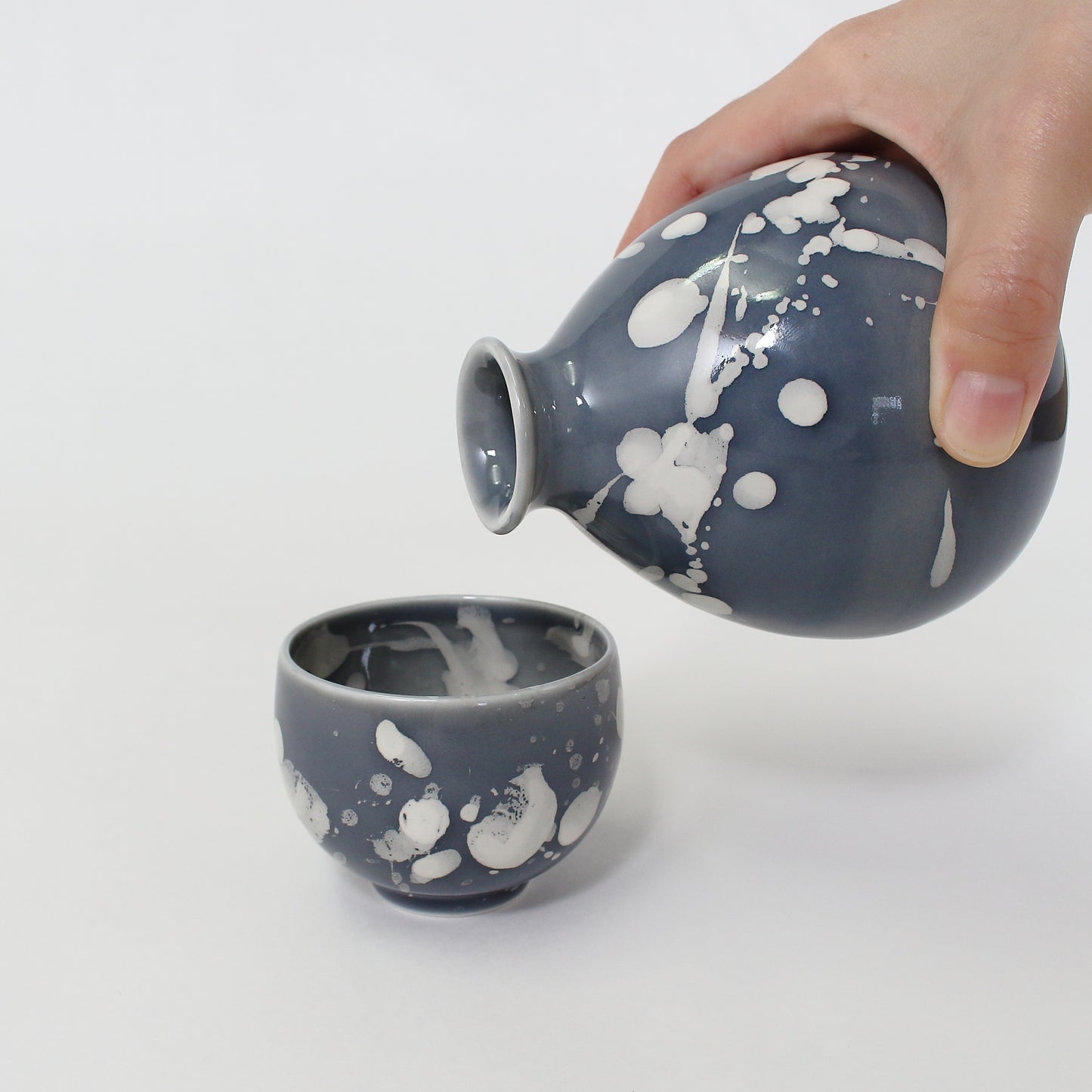 Arita ware | Yuki Inoue | glaze droplet  sake bottle, SUMIGRAY [one-of-a-kind item]