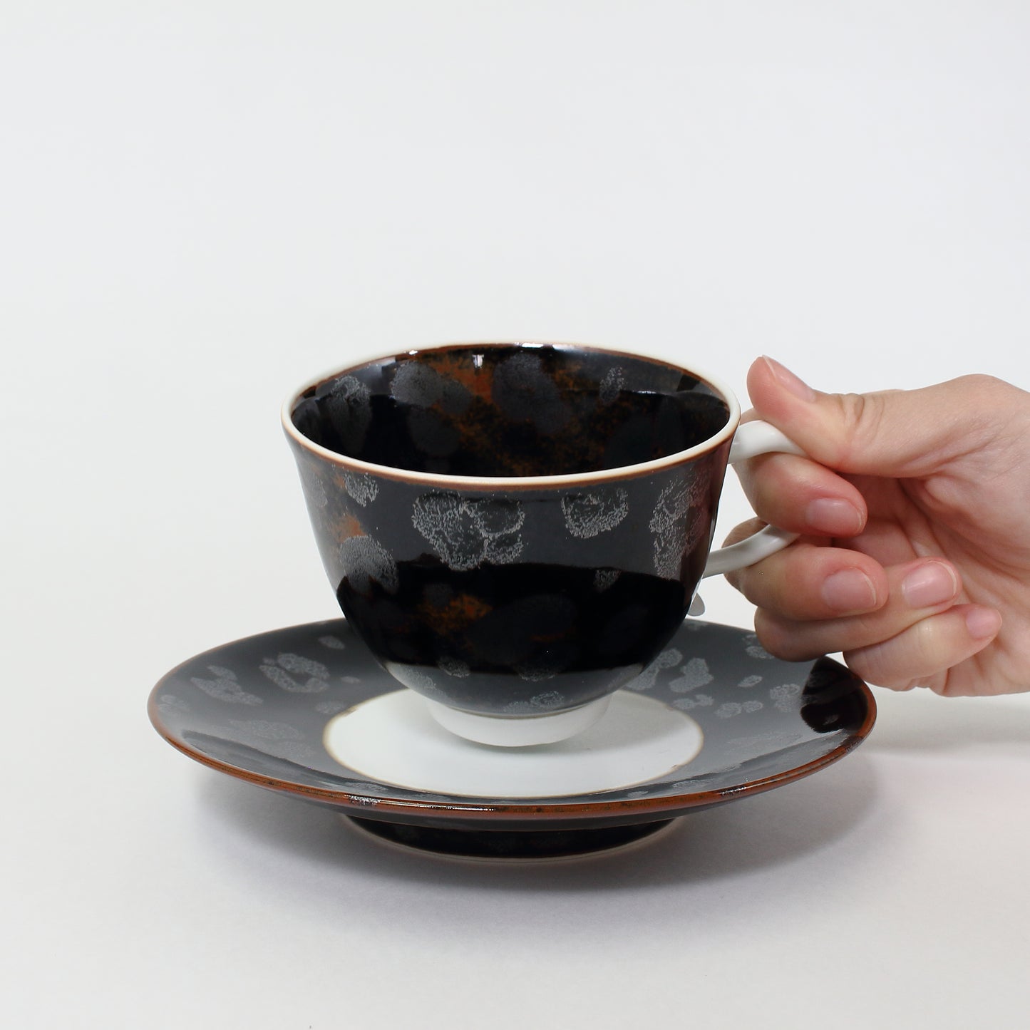 Arita ware | Yuki Inoue | Tenmoku silver leopard pattern, coffee bowl [one-of-a-kind item]