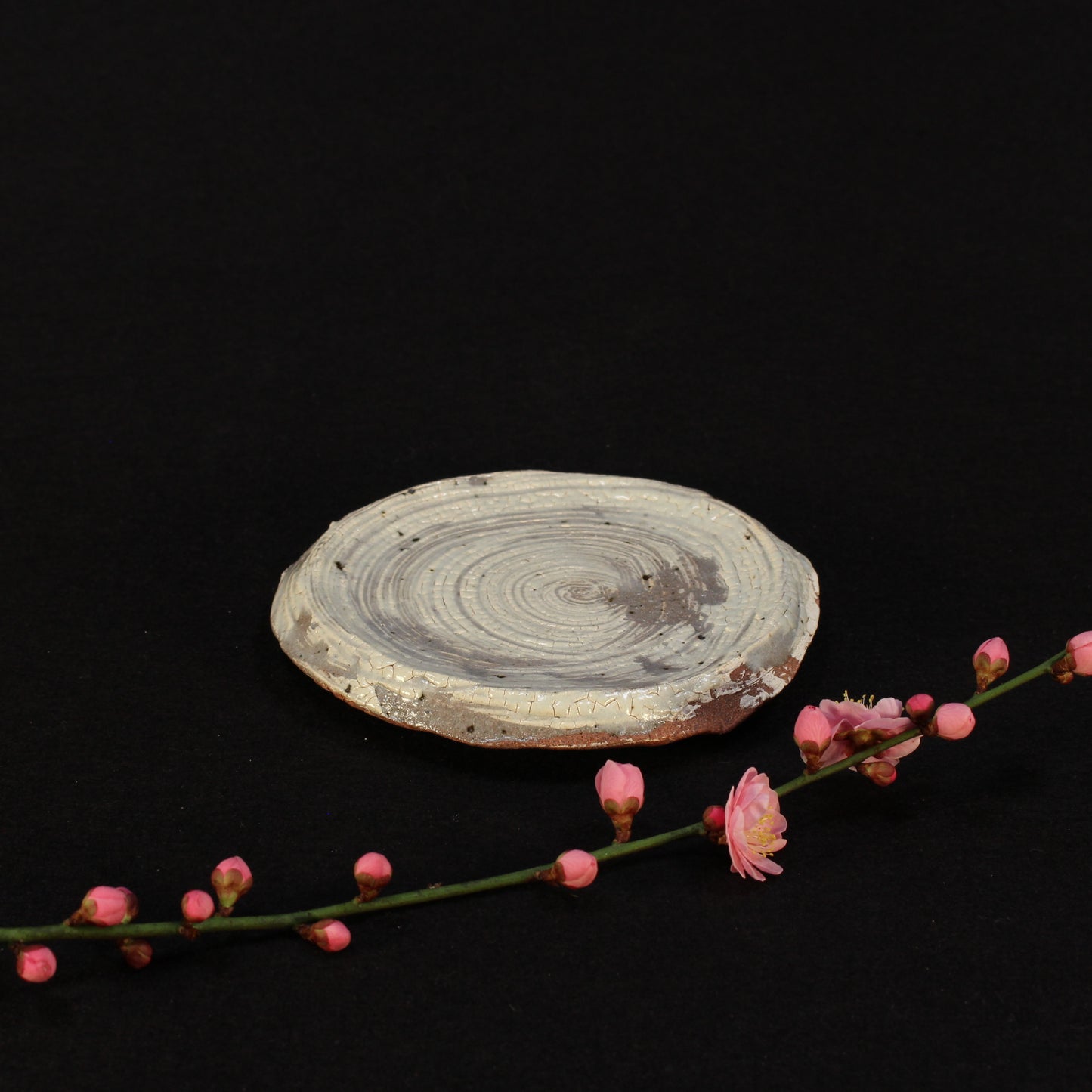 Karatsu ware | Naoki Kojima | Karatsu plate (brush grain)